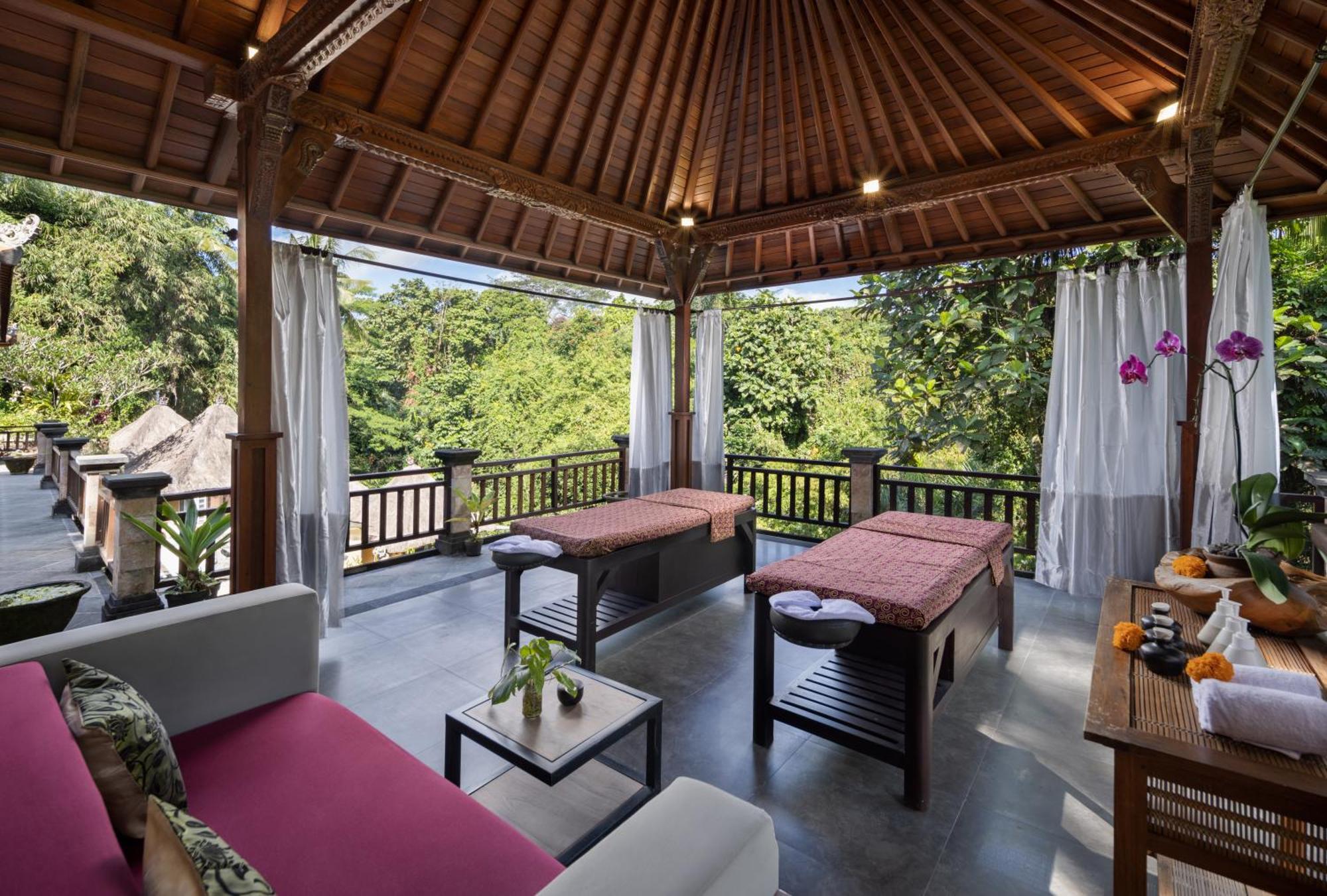 Hotel The Pari Sudha