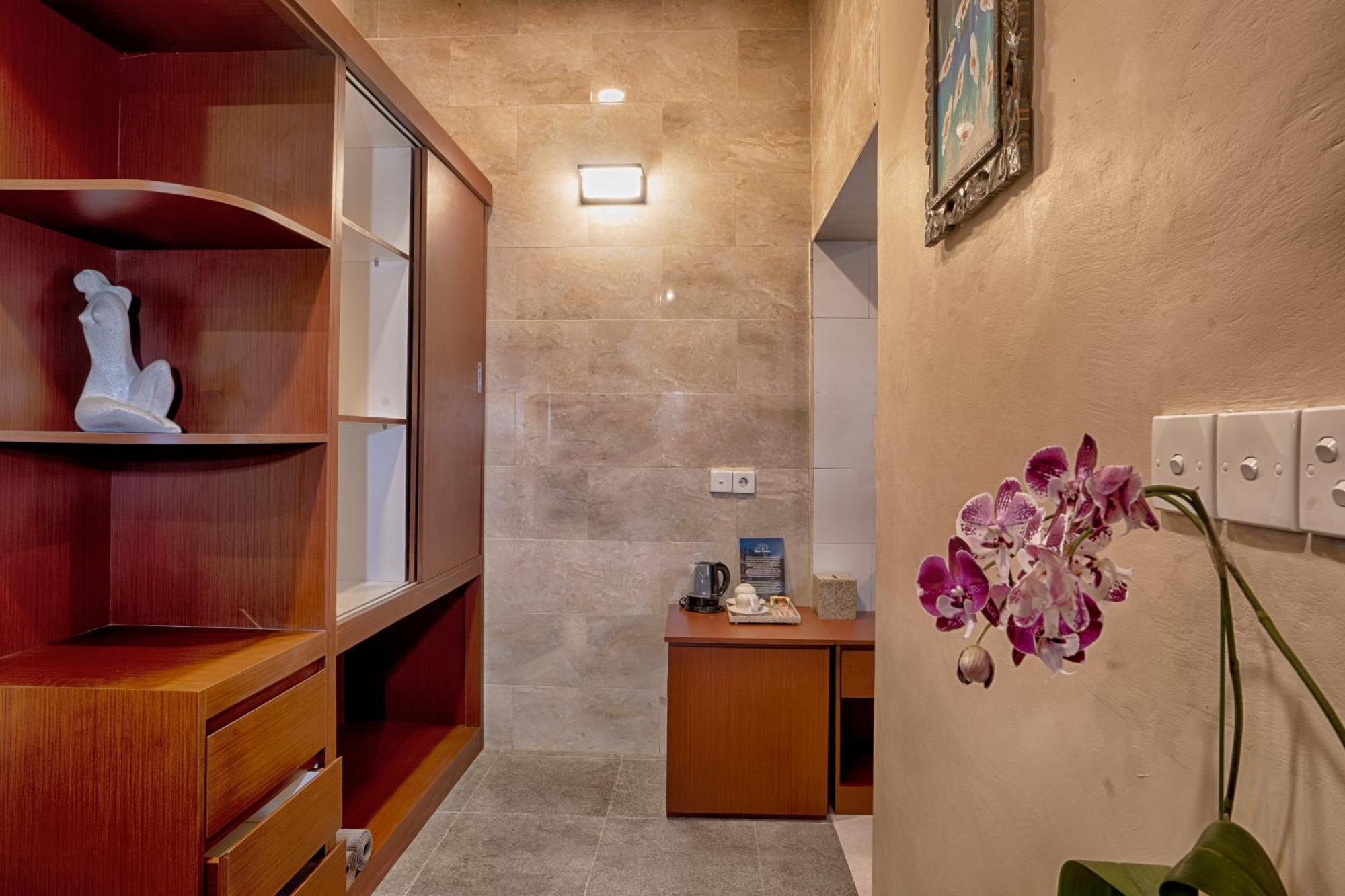 The Pari Sudha Hotel
