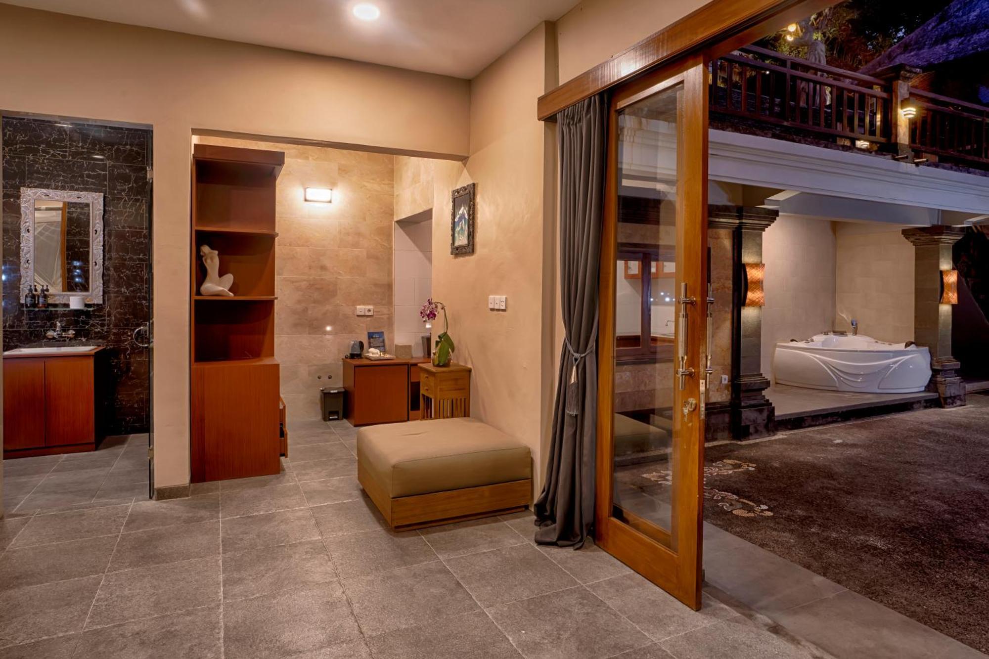 Hotel The Pari Sudha
